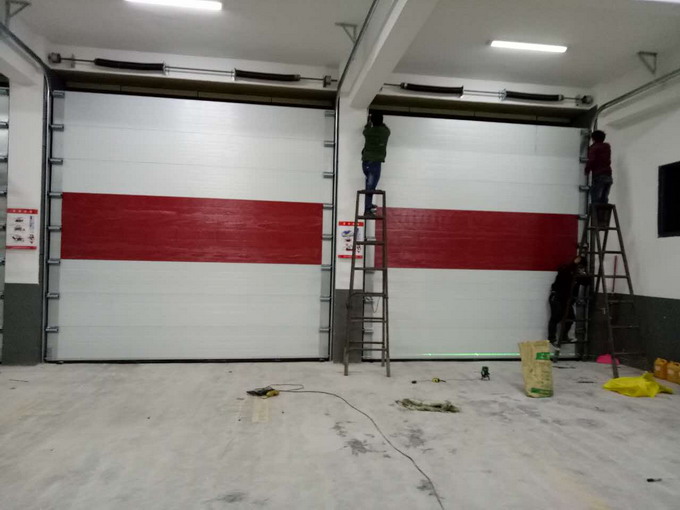 車庫(kù)門廠家